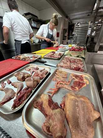 Learn with chef Marián.